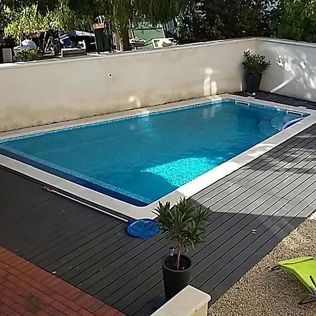 Villa Orchid