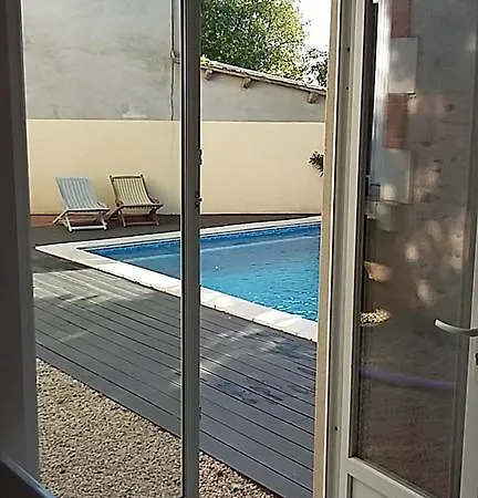Villa Orchid Reaumur